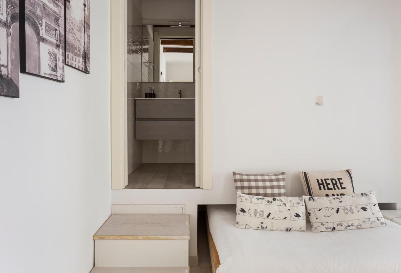 The Cutest Apartment In Милано Екстериор снимка