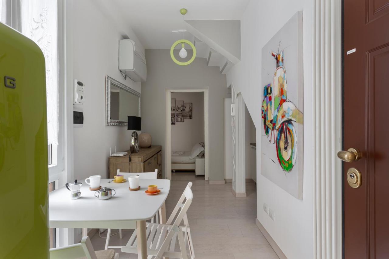 The Cutest Apartment In Милано Екстериор снимка